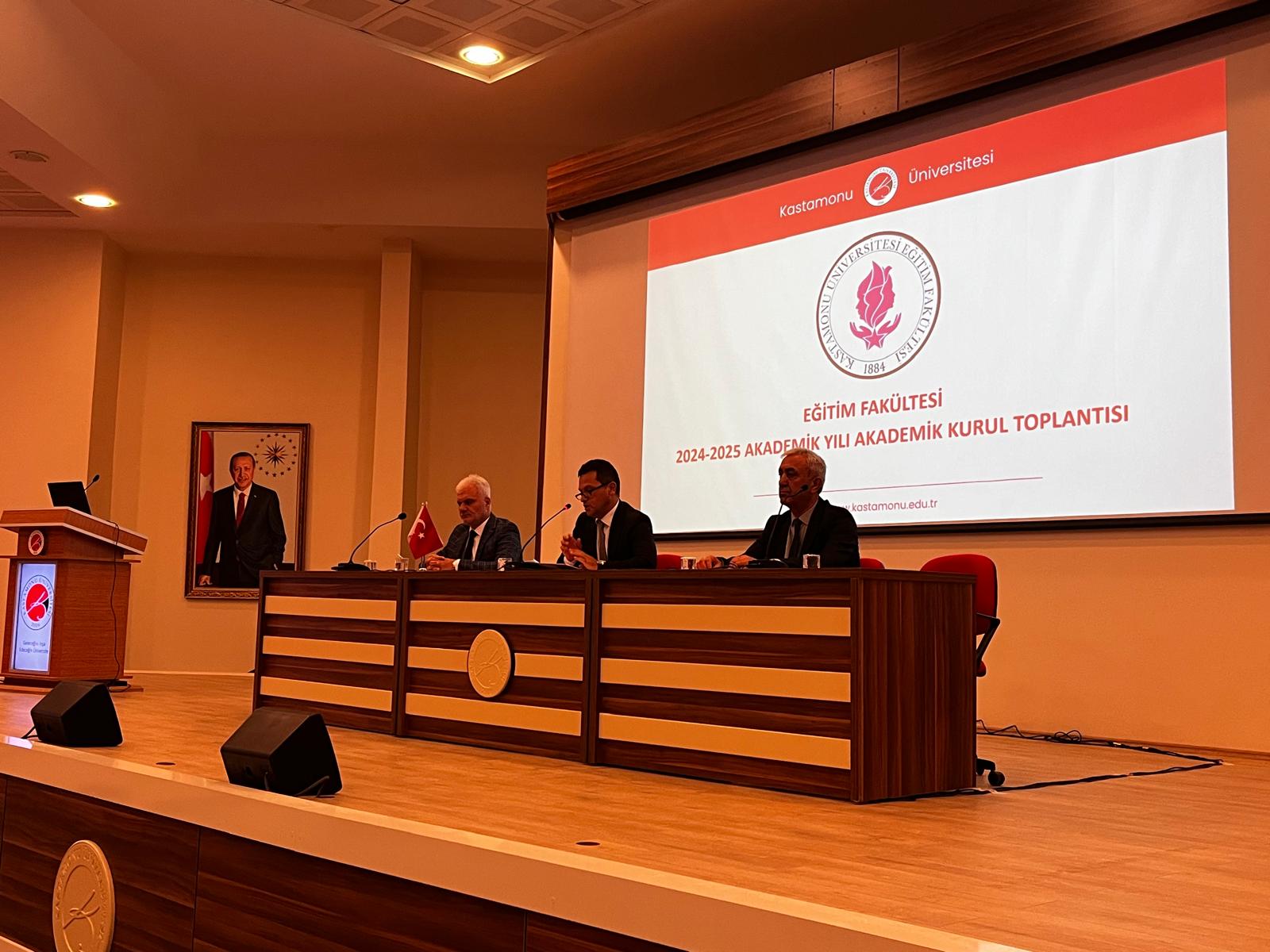 Eğitim Fakültesi 2024-2025 Akademik Yılı Güz Dönemi Genel Kurul Toplantısı