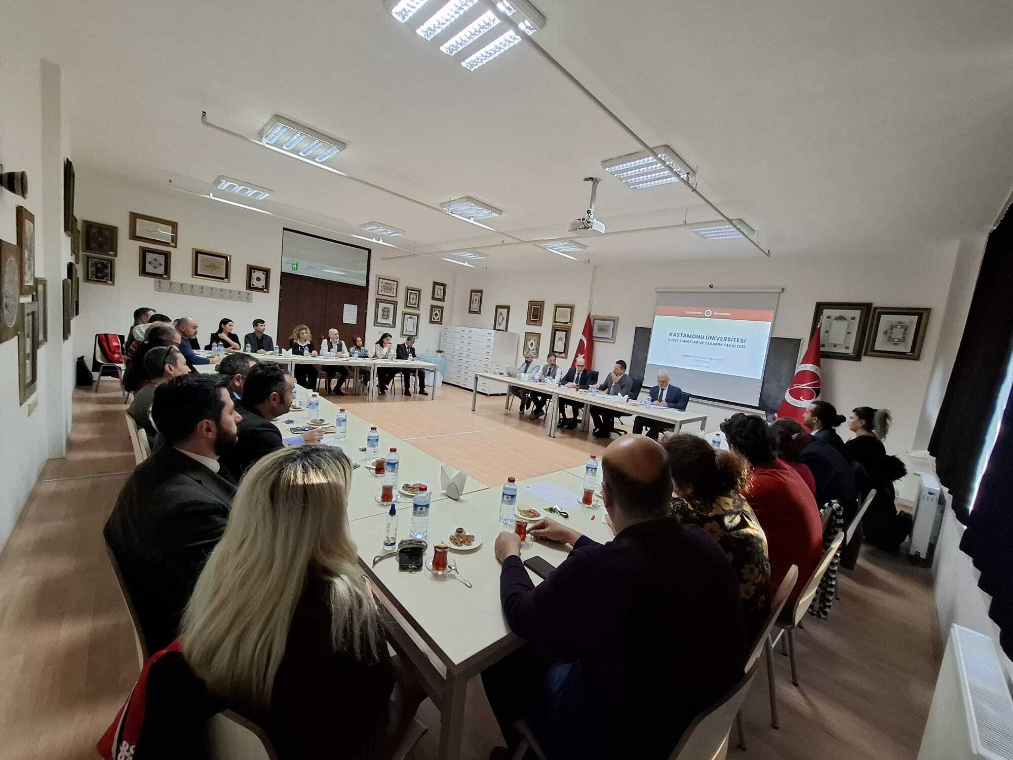 Kastamonu Üniversitesi Güzel Sanatlar ve Tasarım Fakültesi 2024-2025 Akademik Yılı Güz Dönemi Genel Kurul Toplantısı